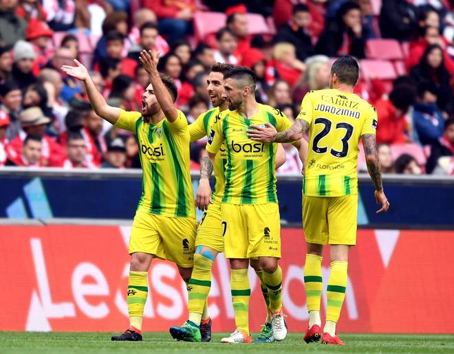 kaiyun网页版包含窗口期葡超传出新动向，里尔更衣室发声，管理层表态：压力陡增，更衣室氛围转暖的词条